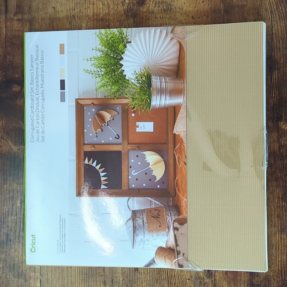 Set of 2- Cricut Chipboard & Cardboard Set - Picture 3 of 4